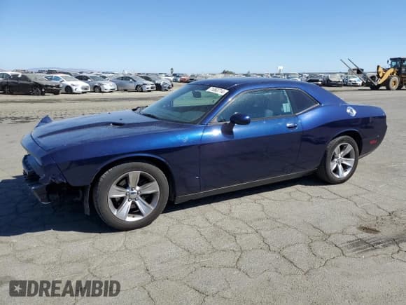 ✅ 2014 Dodge Challenger SXT • VIN: 2C3CDYAG8EH256275 • Lot: 71063714. Wystawiony na Copart z przebiegiem 126 638 mil. Bezpłatny archiwum sprzedaży aukcyjnych z USA i szczegółowy raport historii pojazdu na DreamBid. Zdjęcie 1.