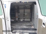 ✅ 2013 Ford Econoline Cargo Commercial • VIN: 1FTNE2EW8DDB16691 • Lot: 43536877. Wystawiony na IAAI z przebiegiem 187 836 mil. Bezpłatny archiwum sprzedaży aukcyjnych z USA i szczegółowy raport historii pojazdu na DreamBid. Zdjęcie 8.