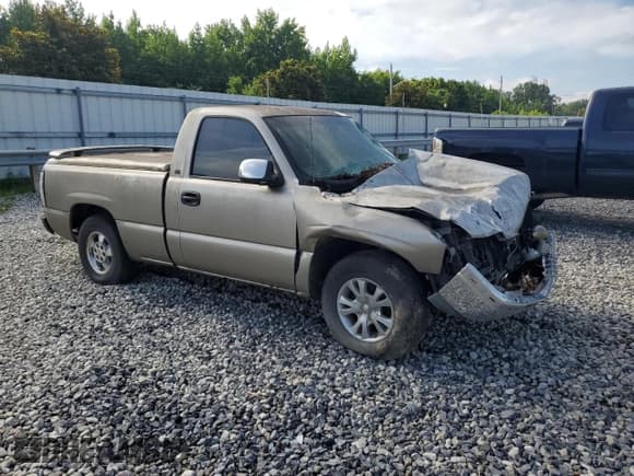 ✅ 2000 Chevrolet Silverado 1500 LS • VIN: 1GCEC14T8YZ144541 • Lot: 57069285. Listed on Copart with Not provided. Free auction sales archive from the USA and detailed vehicle history report at DreamBid. Image 4.