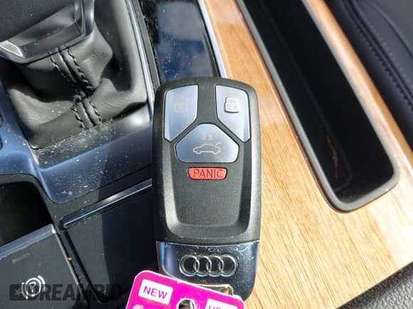 ✅ 2021 Audi Q5 Premium Plus • VIN: WA1BAAFY8M2137507 • Лот: 43428940. Опубликован ранее на IAAI с пробегом 28 350 миль. Бесплатный доступ к архиву аукционных продаж из США и подробный отчёт об истории автомобиля на DreamBid. Изображение 11.