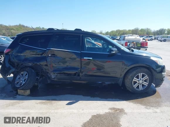 ✅ 2015 Chevrolet Traverse LT • VIN: 1GNKVHKD6FJ159205 • Lot: 41998736. Wystawiony na IAAI z przebiegiem Nie podano. Bezpłatny archiwum sprzedaży aukcyjnych z USA i szczegółowy raport historii pojazdu na DreamBid. Zdjęcie 13.