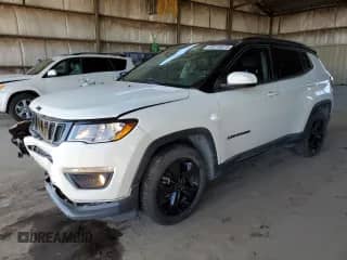 2020 Jeep Compass Latitude с VIN 3C4NJCBB6LT205946, выставлен на аукционе Copart как лот 49116475 с пробегом 96 307 миль миль и Списание • Salvage title. История ставок и продаж доступна на DreamBid. Изображение 1.