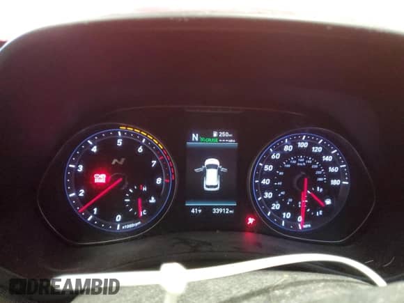 2020 Hyundai Veloster z VIN KMHT36AH8LU005130, wystawiony jako Copart lot #88749765 z przebiegiem 33 912 mil mil oraz Nie do naprawy • Non repairable. Historia ofert i sprzedaży dostępna na DreamBid. Obrazek 9.