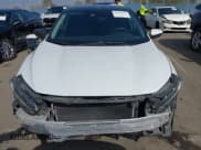 ✅ 2019 Honda Insight LX • VIN: 19XZE4F16KE012020 • Lot: 43599472. Wystawiony na IAAI z przebiegiem 127 785 mil. Bezpłatny archiwum sprzedaży aukcyjnych z USA i szczegółowy raport historii pojazdu na DreamBid. Zdjęcie 13.