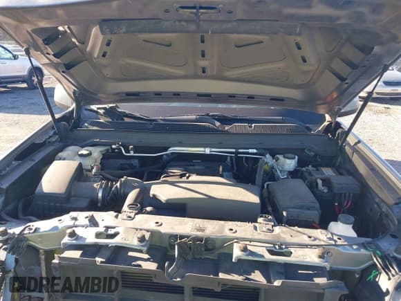 ✅ 2020 Chevrolet Colorado 2WD Work Truck • VIN: 1GCHSBEAXL1105900 • Lot: 43338028. Listed on IAAI with 70,081 mi. Free auction sales archive from the USA and detailed vehicle history report at DreamBid. Image 10.