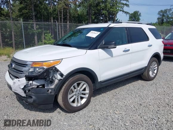 ✅ 2014 Ford Explorer XLT • VIN: 1FM5K8D80EGA91344 • Lot: 42428517. Wystawiony na IAAI z przebiegiem 72 910 mil. Bezpłatny archiwum sprzedaży aukcyjnych z USA i szczegółowy raport historii pojazdu na DreamBid. Zdjęcie 17.