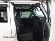 ✅ 2018 Jeep Wrangler Unlimited Sport S • VIN: 1C4BJWDGXJL886151 • Лот: 43720349. Опубликован ранее на IAAI с пробегом 50 712 миль. Бесплатный доступ к архиву аукционных продаж из США и подробный отчёт об истории автомобиля на DreamBid. Изображение 5.