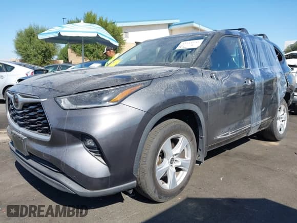 ✅ 2021 Toyota Highlander LE • VIN: 5TDZZRAH6MS530742 • Lot: 43514535. Listed on IAAI with 73,006 mi. Free auction sales archive from the USA and detailed vehicle history report at DreamBid. Image 2.