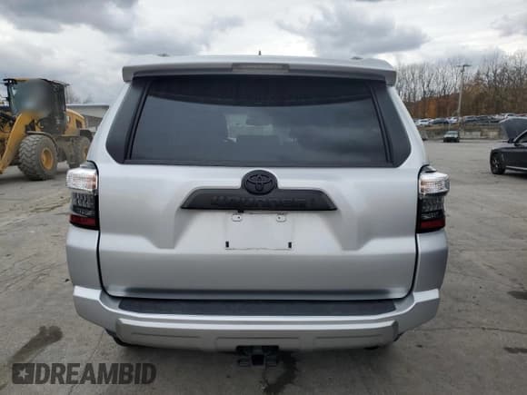 ✅ 2023 Toyota 4Runner TRD Off Road Premium • VIN: JTERU5JR8P6209558 • Лот: 91027715. Опубликован ранее на Copart с пробегом 10 356 миль. Бесплатный доступ к архиву аукционных продаж из США и подробный отчёт об истории автомобиля на DreamBid. Изображение 6.