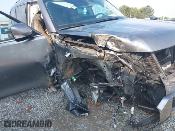 ✅ 2024 Nissan Armada SV • VIN: JN8AY2AC8R9195618 • Лот: 42691383. Опубликован ранее на IAAI с пробегом Не указан. Бесплатный доступ к архиву аукционных продаж из США и подробный отчёт об истории автомобиля на DreamBid. Изображение 6.