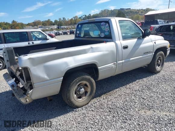 2001 Dodge 1500 Work Special with VIN 1B7HC16X81S270717, listed as a IAAI auction lot 43470669 with 207,492 mi miles and . Bid and sale history available at DreamBid. Image 4.