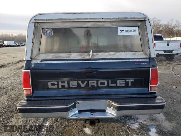 1991 Chevrolet S-10 EL X81 z VIN 1GCCT14ZXM8207246, wystawiony jako Copart lot #43023505 z przebiegiem 323 820 mil mil oraz Szkoda całkowita • Salvage title. Historia ofert i sprzedaży dostępna na DreamBid. Obrazek 6.