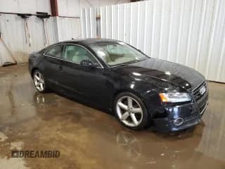 ✅ 2009 Audi A5 • VIN: WAUDK78T09A051859 • Лот: 91867905. Опубликован ранее на Copart с пробегом 185 499 миль. Бесплатный доступ к архиву аукционных продаж из США и подробный отчёт об истории автомобиля на DreamBid. Изображение 4.