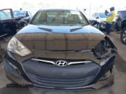 ✅ 2013 Hyundai Genesis Coupe 2.0T • VIN: KMHHT6KD1DU090105 • Lot: 41997413. Wystawiony na IAAI z przebiegiem 88 448 mil. Bezpłatny archiwum sprzedaży aukcyjnych z USA i szczegółowy raport historii pojazdu na DreamBid. Zdjęcie 13.