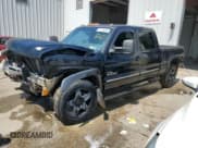 ✅ 2002 Chevrolet Silverado 2500HD LS • VIN: 1GCHK23102F182568 • Lot: 71719394. Listed on Copart with Not provided. Free auction sales archive from the USA and detailed vehicle history report at DreamBid. Image 1.