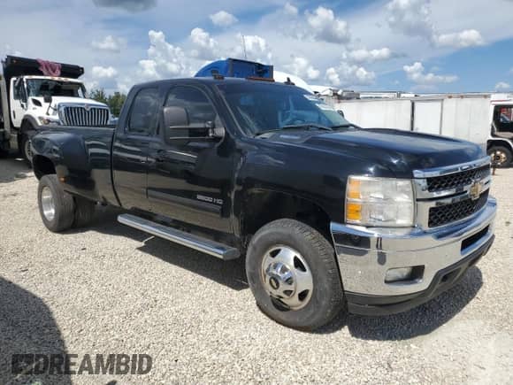 2011 Chevrolet Silverado 3500HD DRW LTZ с VIN 1GC5K1C84BZ222806, выставлен на аукционе Copart как лот 67851695 с пробегом 213 389 миль миль и Списание • Salvage title. История ставок и продаж доступна на DreamBid. Изображение 1.