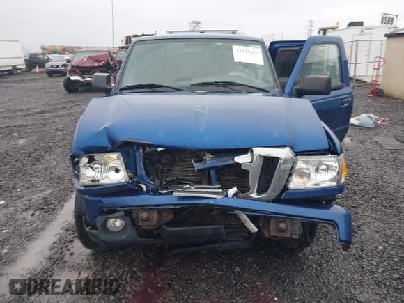 ✅ 2011 Ford Ranger XLT • VIN: 1FTKR4EE7BPA86220 • Lot: 41116420. Listed on IAAI with 269,530 mi. Free auction sales archive from the USA and detailed vehicle history report at DreamBid. Image 6.