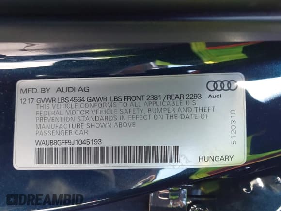 ✅ 2018 Audi A3 Premium • VIN: WAUB8GFF9J1045193 • Lot: 43450340. Wystawiony na IAAI z przebiegiem 89 314 mil. Bezpłatny archiwum sprzedaży aukcyjnych z USA i szczegółowy raport historii pojazdu na DreamBid. Zdjęcie 9.