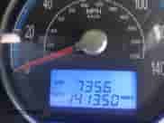 2009 Hyundai Santa Fe GLS z VIN 5NMSG13D09H274868, wystawiony jako IAAI lot #43265736 z przebiegiem 141 350 mil mil oraz . Historia ofert i sprzedaży dostępna na DreamBid. Obrazek 15.