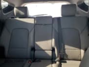 ✅ 2018 Hyundai Santa Fe 2.4L • VIN: 5XYZU3LB4JG517646 • Лот: 64790204. Опубликован ранее на Copart с пробегом 82 436 миль. Бесплатный доступ к архиву аукционных продаж из США и подробный отчёт об истории автомобиля на DreamBid. Изображение 10.