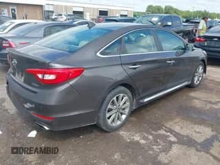 ✅ 2017 Hyundai Sonata Sport • VIN: 5NPE34AF0HH577987 • Лот: 43080727. Опубликован ранее на IAAI с пробегом 65 256 миль. Бесплатный доступ к архиву аукционных продаж из США и подробный отчёт об истории автомобиля на DreamBid. Изображение 4.