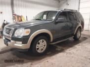 ✅ 2010 Ford Explorer Eddie Bauer • VIN: 1FMEU7EE9AUA32068 • Lot: 41440095. Wystawiony na IAAI z przebiegiem 230 945 mil. Bezpłatny archiwum sprzedaży aukcyjnych z USA i szczegółowy raport historii pojazdu na DreamBid. Zdjęcie 2.