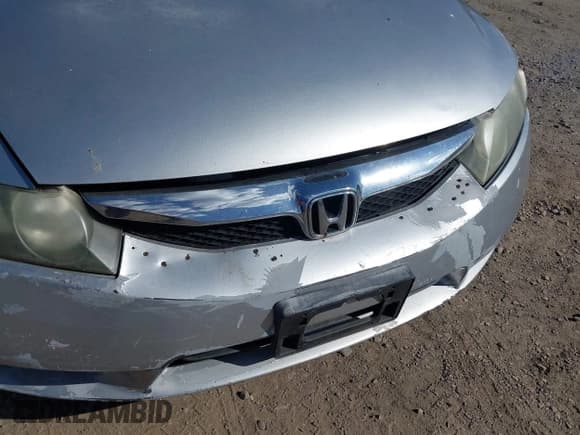 ✅ 2009 Honda Civic LX • VIN: 2HGFA16589H307149 • Lot: 43546647. Wystawiony na IAAI z przebiegiem 207 295 mil. Bezpłatny archiwum sprzedaży aukcyjnych z USA i szczegółowy raport historii pojazdu na DreamBid. Zdjęcie 14.