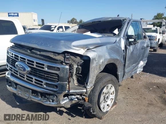 ✅ 2024 Ford F-250 XL • VIN: 1FT7W2BT0REE11320 • Lot: 43377193. Listed on IAAI with Not provided. Free auction sales archive from the USA and detailed vehicle history report at DreamBid. Image 2.