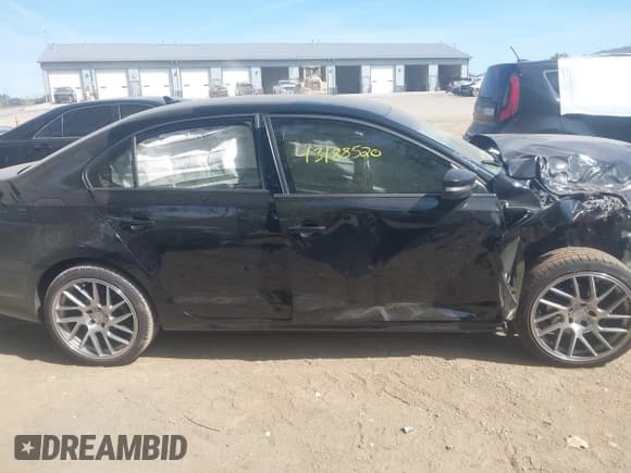 ✅ 2013 Volkswagen Jetta SE • VIN: 3VWDP7AJ7DM442920 • Lot: 43188520. Wystawiony na IAAI z przebiegiem 168 355 mil. Bezpłatny archiwum sprzedaży aukcyjnych z USA i szczegółowy raport historii pojazdu na DreamBid. Zdjęcie 14.