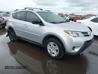 ✅ 2015 Toyota RAV4 LE • VIN: JTMBFREV5FJ041162 • Lot: 43715420. Listed on IAAI with 175,714 mi. Free auction sales archive from the USA and detailed vehicle history report at DreamBid. Image 1.