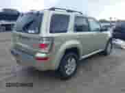 2010 Mercury Mariner z VIN 4M2CN8B73AKJ05123, wystawiony jako IAAI lot #42512923 z przebiegiem 240 736 mil mil oraz . Historia ofert i sprzedaży dostępna na DreamBid. Obrazek 4.