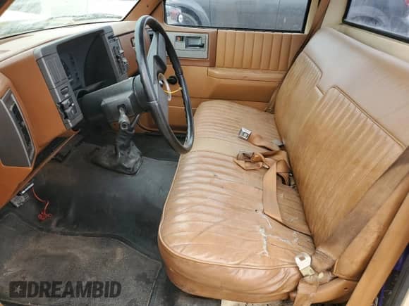 1990 Chevrolet S-10 z VIN 1GCCS14E7L2150795, wystawiony jako Copart lot #71732124 z przebiegiem 138 555 mil mil oraz Szkoda całkowita • Salvage title. Historia ofert i sprzedaży dostępna na DreamBid. Obrazek 7.