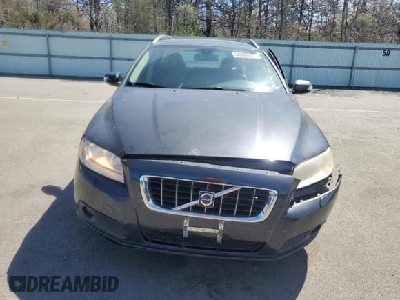 ✅ 2009 Volvo V70 • VIN: YV1BW982491101433 • Lot: 54880285. Listed on Copart with 151,208 mi. Free auction sales archive from the USA and detailed vehicle history report at DreamBid. Image 5.