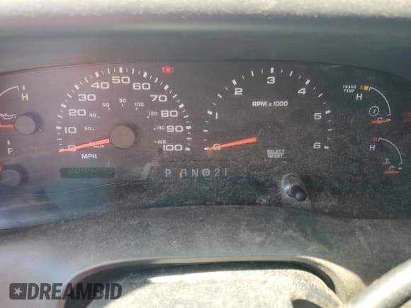 ✅ 2004 Ford F-250 XL • VIN: 1FTNX20L04EA07837 • Lot: 67396225. Listed on Copart with 204,430 mi. Free auction sales archive from the USA and detailed vehicle history report at DreamBid. Image 9.