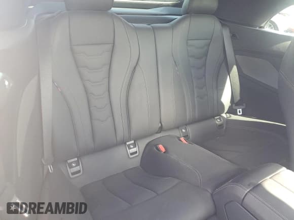 ✅ 2023 BMW 8 Series M850i xDrive • VIN: WBAFY4C04PCM43263 • Lot: 78422324. Listed on Copart with 326 mi. Free auction sales archive from the USA and detailed vehicle history report at DreamBid. Image 10.