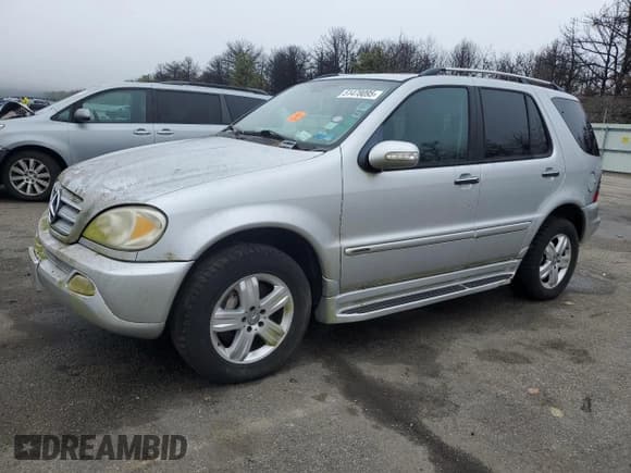 ✅ 2005 Mercedes-Benz M 500 • VIN: 4JGAB75E55A526309 • Lot: 51478095. Listed on Copart with 185,992 mi. Free auction sales archive from the USA and detailed vehicle history report at DreamBid. Image 1.