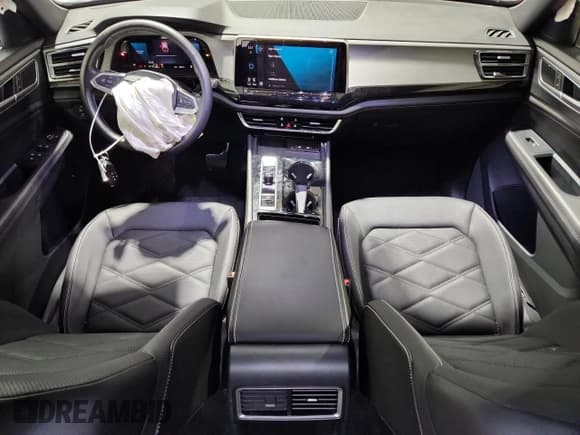 ✅ 2025 Volkswagen Atlas SE • VIN: 1V2HE2CA0SC205077 • Лот: 87250175. Опубликован ранее на Copart с пробегом 30 027 миль. Бесплатный доступ к архиву аукционных продаж из США и подробный отчёт об истории автомобиля на DreamBid. Изображение 8.