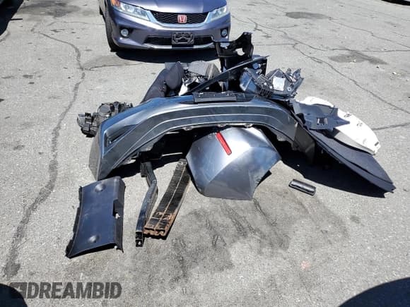 ✅ 2018 Nissan LEAF SV • VIN: 1N4AZ1CP1JC316912 • Lot: 54693045. Listed on Copart with 49,031 mi. Free auction sales archive from the USA and detailed vehicle history report at DreamBid. Image 12.