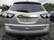 ✅ 2016 Chevrolet Traverse LS • VIN: 1GNKRFKDXGJ332556 • Lot: 62270784. Wystawiony na Copart z przebiegiem 100 099 mil. Bezpłatny archiwum sprzedaży aukcyjnych z USA i szczegółowy raport historii pojazdu na DreamBid. Zdjęcie 6.