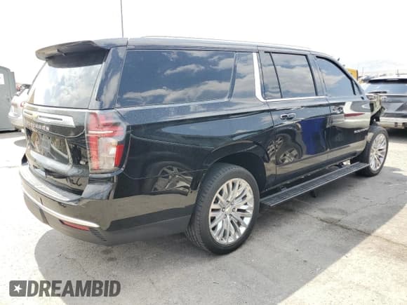 ✅ 2023 Chevrolet Suburban High Country • VIN: 1GNSKGKT5PR308538 • Lot: 64650155. Wystawiony na Copart z przebiegiem 78 506 mil. Bezpłatny archiwum sprzedaży aukcyjnych z USA i szczegółowy raport historii pojazdu na DreamBid. Zdjęcie 3.