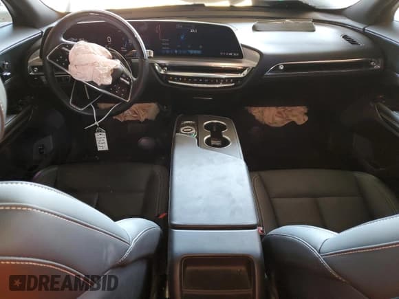 ✅ 2024 Cadillac LYRIQ Luxury • VIN: 1GYKPRRK3RZ112498 • Lot: 60879135. Wystawiony na Copart z przebiegiem 9 102 mil. Bezpłatny archiwum sprzedaży aukcyjnych z USA i szczegółowy raport historii pojazdu na DreamBid. Zdjęcie 8.