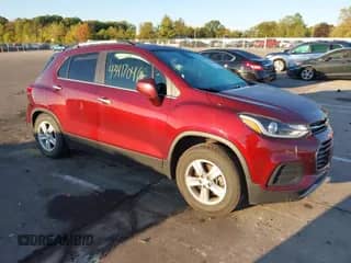 2017 Chevrolet Trax LT z VIN 3GNCJLSB1HL239234, wystawiony jako IAAI lot #43417046 z przebiegiem 56 996 mil mil oraz . Historia ofert i sprzedaży dostępna na DreamBid. Obrazek 1.