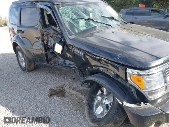 ✅ 2008 Dodge Nitro SLT • VIN: 1D8GU58K58W287724 • Lot: 43545993. Wystawiony na IAAI z przebiegiem 87 405 mil. Bezpłatny archiwum sprzedaży aukcyjnych z USA i szczegółowy raport historii pojazdu na DreamBid. Zdjęcie 18.