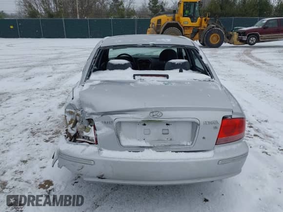 2003 Hyundai Sonata GLS с VIN KMHWF35H23A881920, выставлен на аукционе IAAI как лот 41263341 с пробегом Не указан миль и . История ставок и продаж доступна на DreamBid. Изображение 16.