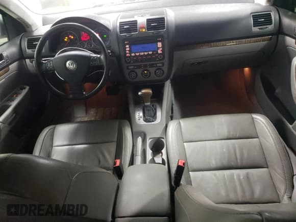 ✅ 2005 Volkswagen Jetta 2.5L • VIN: 3VWDF71K45M604483 • Lot: 81679484. Listed on Copart with 138,926 mi. Free auction sales archive from the USA and detailed vehicle history report at DreamBid. Image 8.