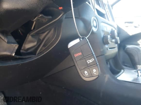 ✅ 2013 Dodge Charger SE • VIN: 2C3CDXBG9DH689272 • Лот: 43444786. Опубликован ранее на IAAI с пробегом 216 920 миль. Бесплатный доступ к архиву аукционных продаж из США и подробный отчёт об истории автомобиля на DreamBid. Изображение 11.