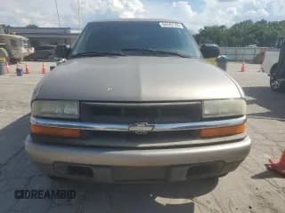 ✅ 2002 Chevrolet Blazer LS • VIN: 1GNDT13W92K134339 • Lot: 64442105. Wystawiony na Copart z przebiegiem Nie podano. Bezpłatny archiwum sprzedaży aukcyjnych z USA i szczegółowy raport historii pojazdu na DreamBid. Zdjęcie 5.