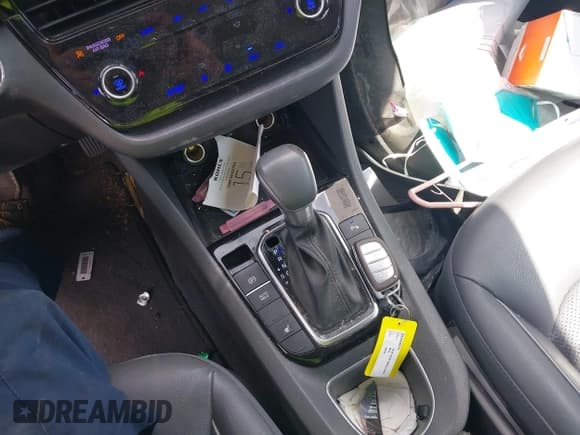 ✅ 2020 Hyundai Ioniq Limited • VIN: KMHC05LC3LU233962 • Lot: 41864980. Wystawiony na IAAI z przebiegiem 111 258 mil. Bezpłatny archiwum sprzedaży aukcyjnych z USA i szczegółowy raport historii pojazdu na DreamBid. Zdjęcie 11.