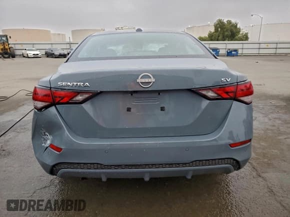 ✅ 2024 Nissan Sentra SV • VIN: 3N1AB8CV3RY370661 • Lot: 96113695. Wystawiony na Copart z przebiegiem 39 082 mil. Bezpłatny archiwum sprzedaży aukcyjnych z USA i szczegółowy raport historii pojazdu na DreamBid. Zdjęcie 6.