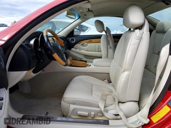 ✅ 2004 Lexus SC 430 • VIN: JTHFN48Y540058333 • Лот: 74307164. Опубликован ранее на Copart с пробегом Не указан. Бесплатный доступ к архиву аукционных продаж из США и подробный отчёт об истории автомобиля на DreamBid. Изображение 7.